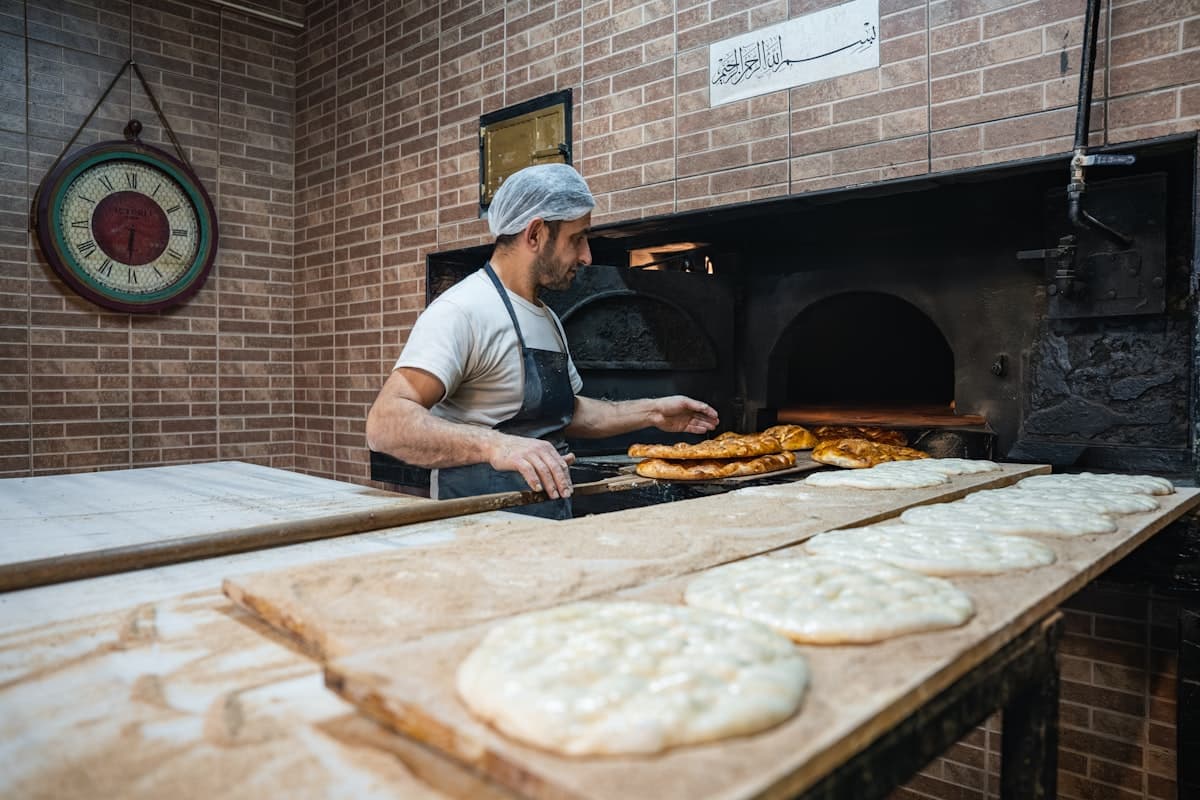 Kavurma Kaşarlı Pide
